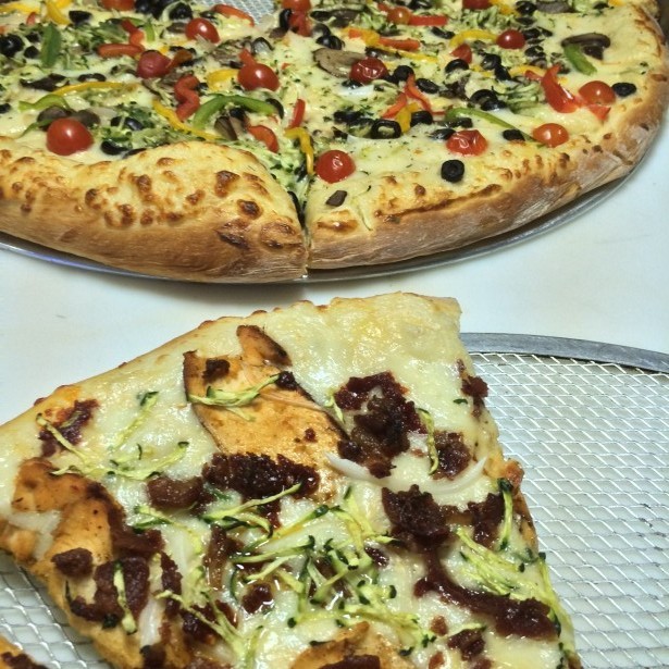 Zamore-Pizzeria-pizza