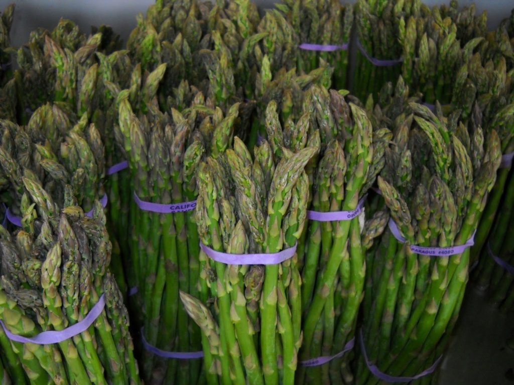 Asparagus at the farmers market